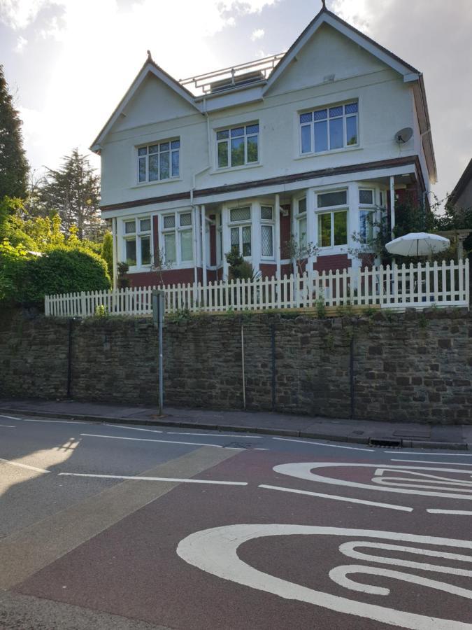 Private Room Near Roath Lake/Park คาร์ดิฟฟ์ ภายนอก รูปภาพ